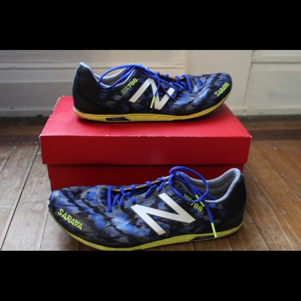 New balance men’s track spikes